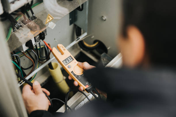 Best Emergency Electrician Near Me  in Smithville Sanders, IN